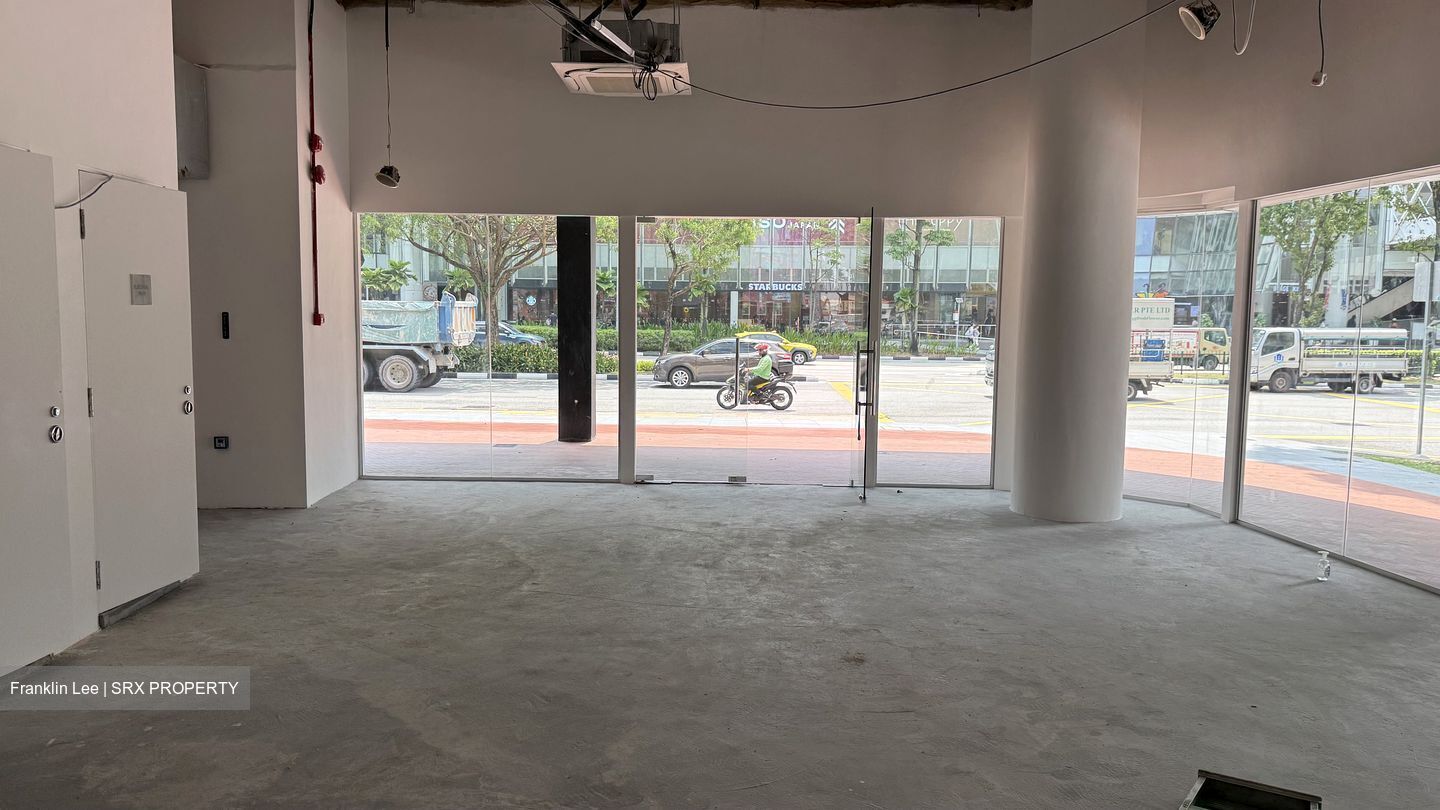 Carpenter Street (D1), Retail #598209971